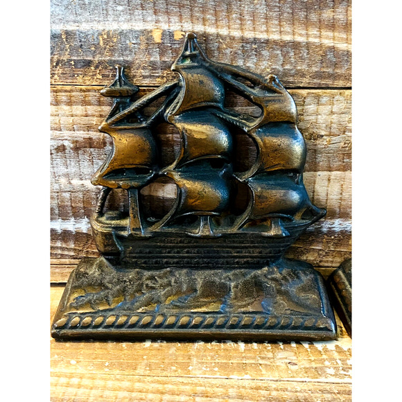 Vintage Cast Iron Old Ironsides USS Constitution Ship Bookends Door Stop 5.5" T - Picture 4 of 10